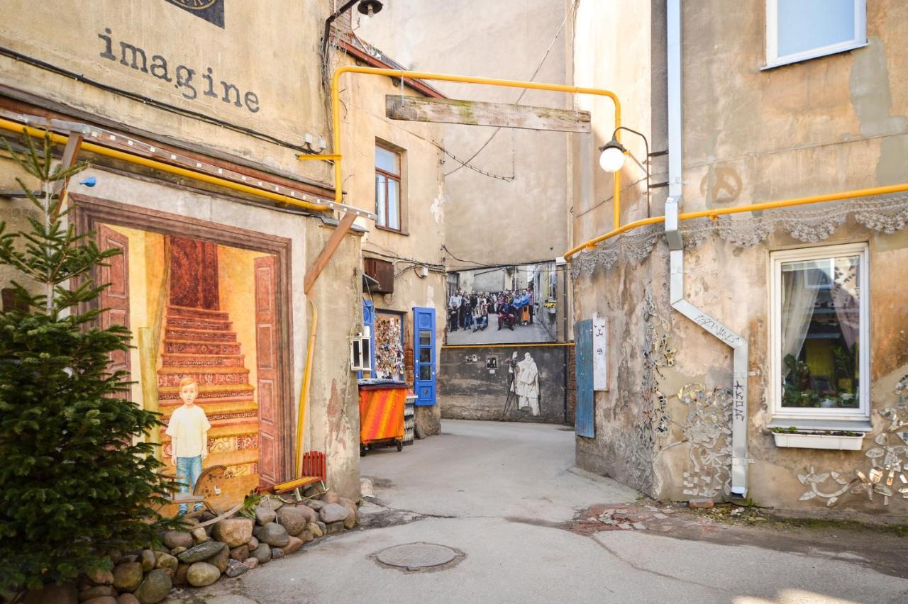 Courtyard Gallery Apartment With Free Parking 카우나스 외부 사진
